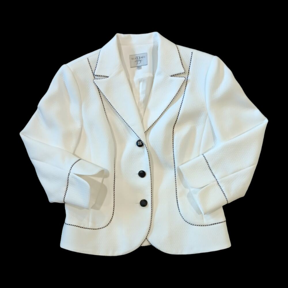 Bergamo Studio White Quilted Blazer Jacket